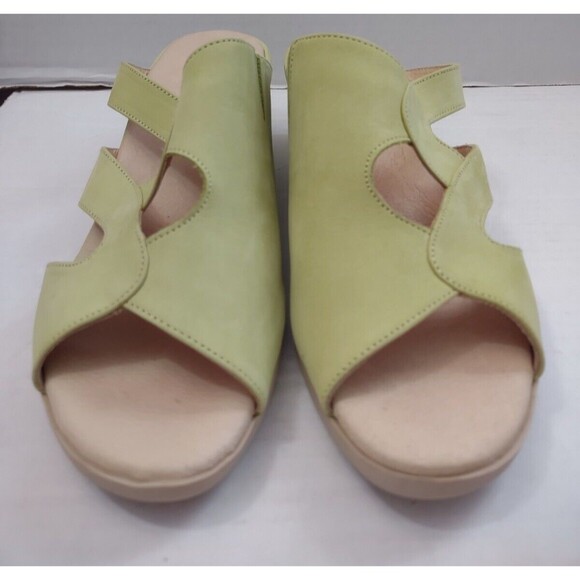 Spring Step Sandals Wedge Size 9US/40EU Spring Green Suede Slip On - Picture 2 of 9